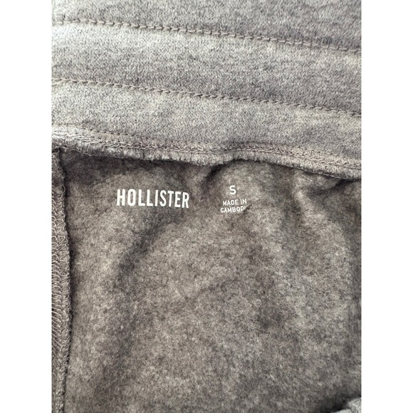 Hollister Grey Star Straight Fit Sweatpants – Size Small – NWOT - Picture 4 of 4
